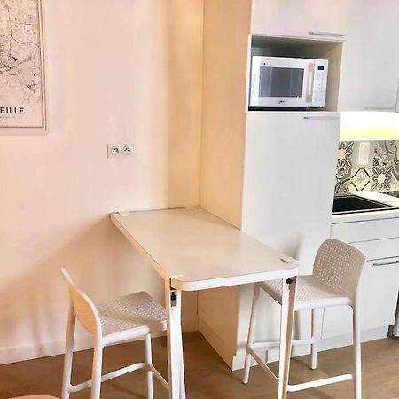 Design Suite Vieux Port Appartement Tout Equipe Climatise Marseille Luaran gambar