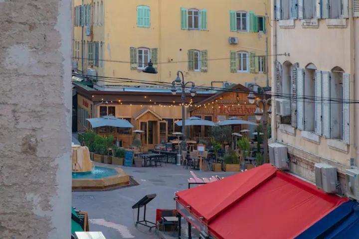 Design Suite Vieux Port Appartement Tout Equipe Climatise Marseille Luaran gambar